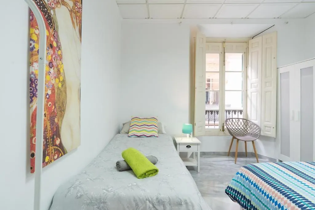 By Malagagrupos Larios Centro Historico Parking Gratis Apartment 0*, Malaga